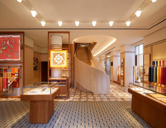 Inside Louis Vuitton's Massive Four Story Design District Store - Racked  Miami